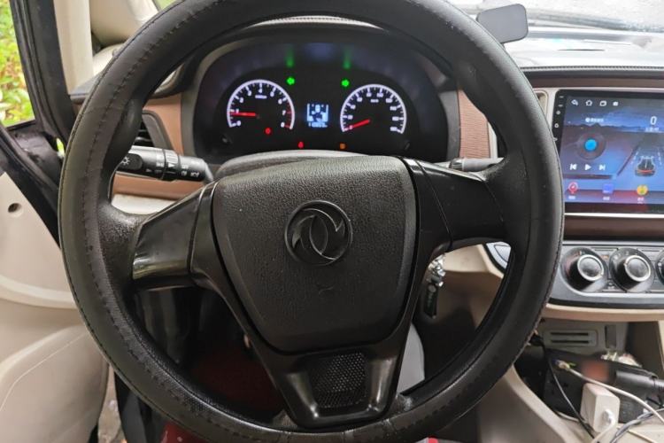 Used FORTHING Lingzhi 2020 M5L 1.6L Utility Model Steering Wheel