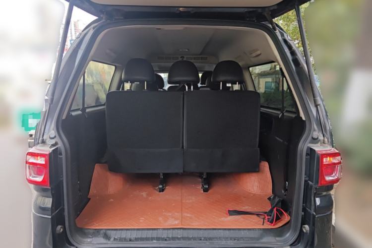 Used FORTHING Lingzhi 2020 M5L 1.6L Luxury 7-Seater Trunk