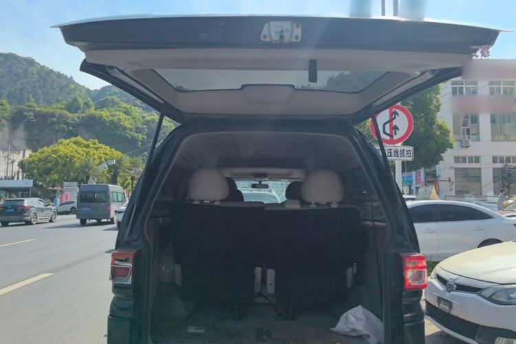 Used FORTHING Lingzhi 2020 M5L 1.6L Luxury 7-Seater Trunk