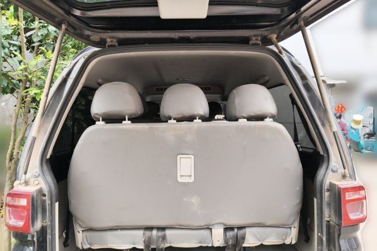 Used FORTHING Lingzhi 2020 M5L 1.6L Base Model 9 Seats Trunk