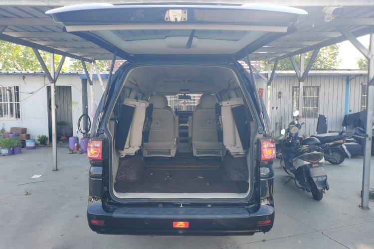 Used FORTHING Lingzhi 2020 M5L 1.6L Luxury 7-Seater Trunk