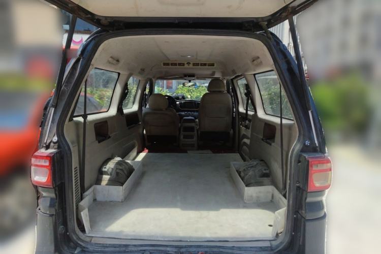 Used FORTHING Lingzhi 2020 M5 1.6L Luxury 7-Seater Trunk