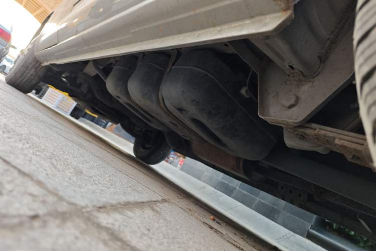 Used FORTHING Lingzhi 2020 M5 1.6L Practical Model Chassis Rear Left