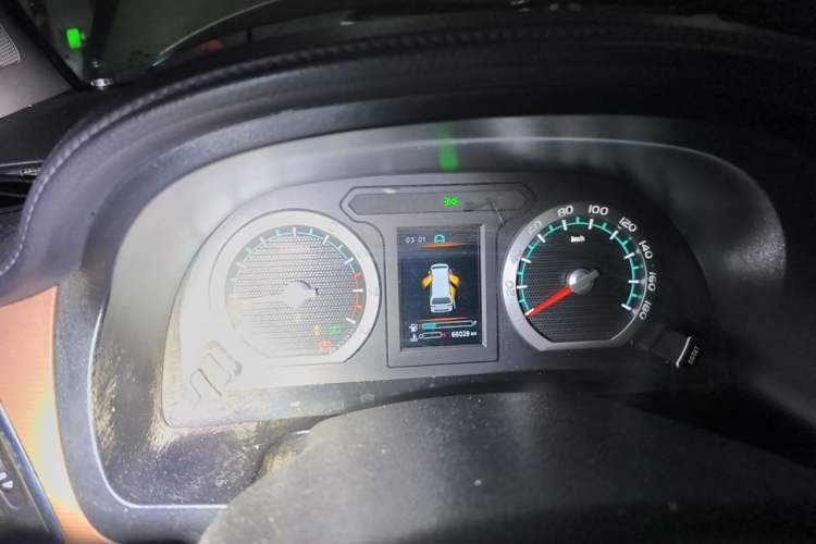 Used FORTHING Lingzhi 2020 M5L 1.6L Luxury 7-Seater Instrument Cluster