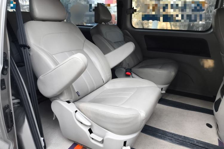 Used FORTHING Lingzhi 2020 M5L 1.6L Luxury 7-Seater Interior 4