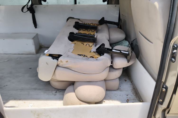 Used FORTHING Lingzhi 2020 M5L 1.6L Utility Model Left Rear Seat
