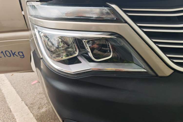 Used FORTHING Lingzhi 2020 M5 1.6L Practical Model Right Front Headlight