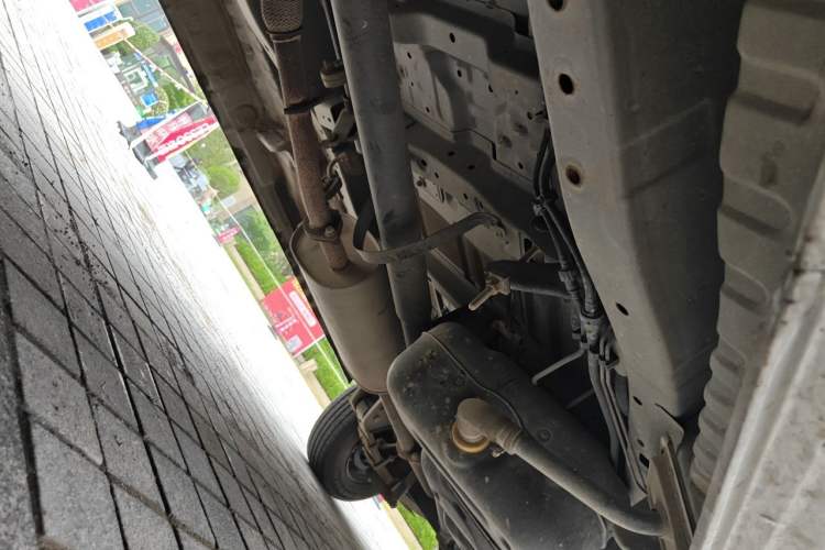 Used FORTHING Lingzhi 2020 M5 1.6L Practical Model Chassis Front Left