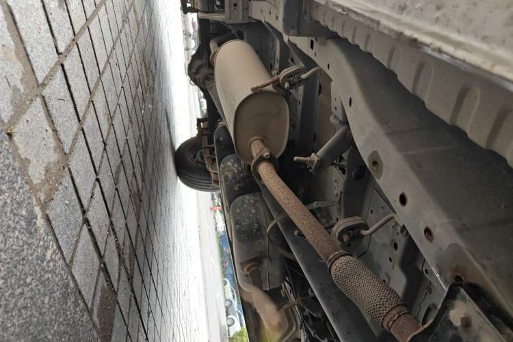 Used FORTHING Lingzhi 2020 M5 1.6L Practical Model Chassis Front Right