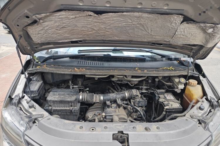Used FORTHING Lingzhi 2020 M5L 1.6L Luxury 7-Seater Engine Bay