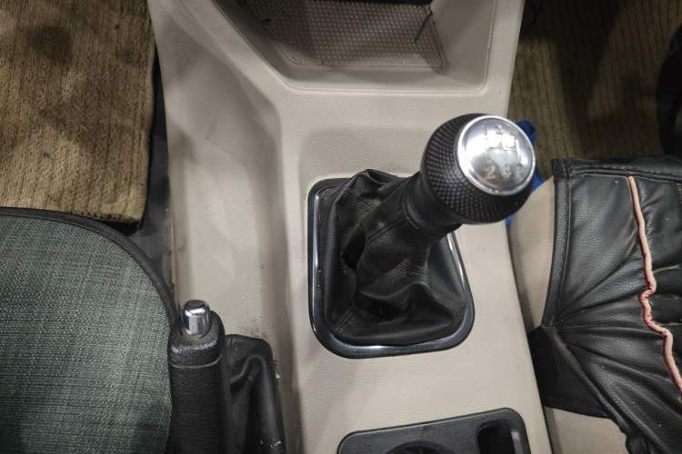 Used FORTHING Lingzhi 2020 M5 1.6L Practical Model Gear Lever