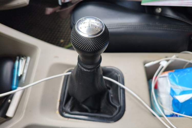 Used FORTHING Lingzhi 2020 M5L 1.6L Utility Model Gear Lever