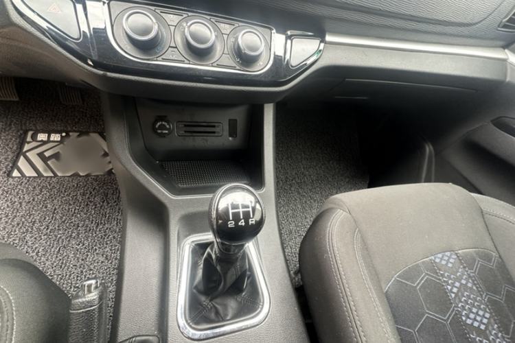 Used FORTHING Lingzhi 2020 M5L 1.6L Comfort Edition 9 Seats Interior 14
