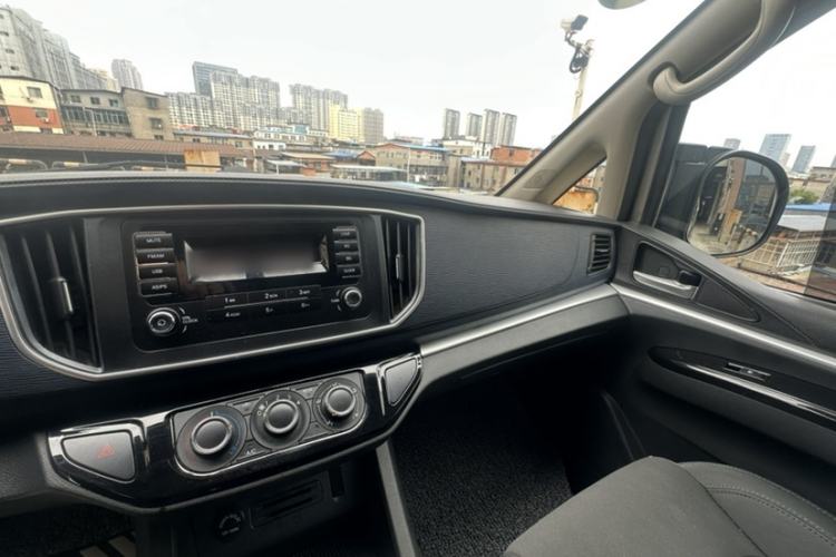 Used FORTHING Lingzhi 2020 M5L 1.6L Comfort Edition 9 Seats Interior 7