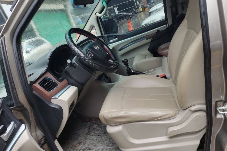 Used FORTHING Lingzhi 2020 M5L 2.0L Luxury 7-Seater Left Front Seat