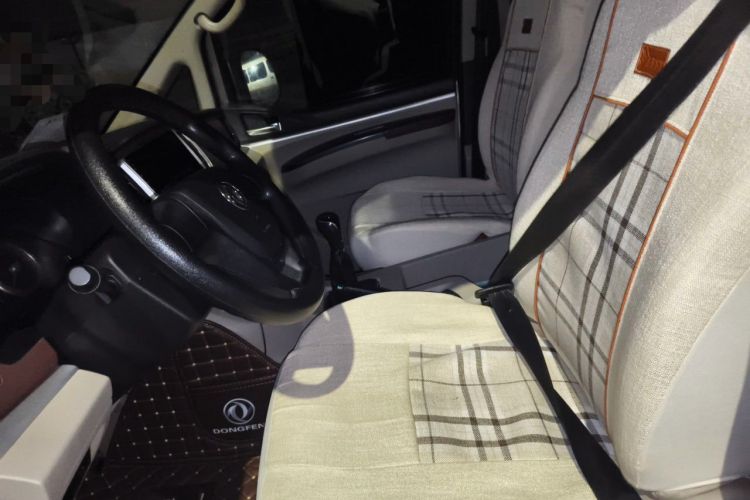 Used FORTHING Lingzhi 2020 M5L 1.6L Base Model 9 Seats Left Front Seat