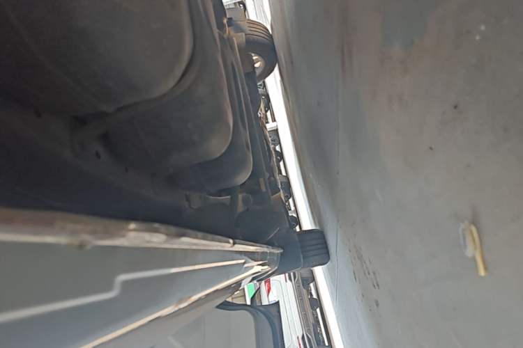 Used FORTHING Lingzhi 2020 M5 1.6L Luxury 7-Seater Left Side Sill
