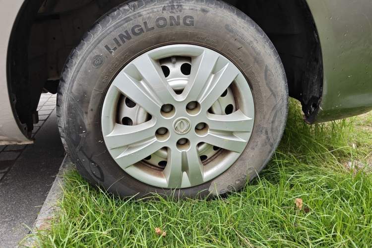 Used FORTHING Lingzhi 2020 M5 1.6L Practical Model Right Front Wheel Hub