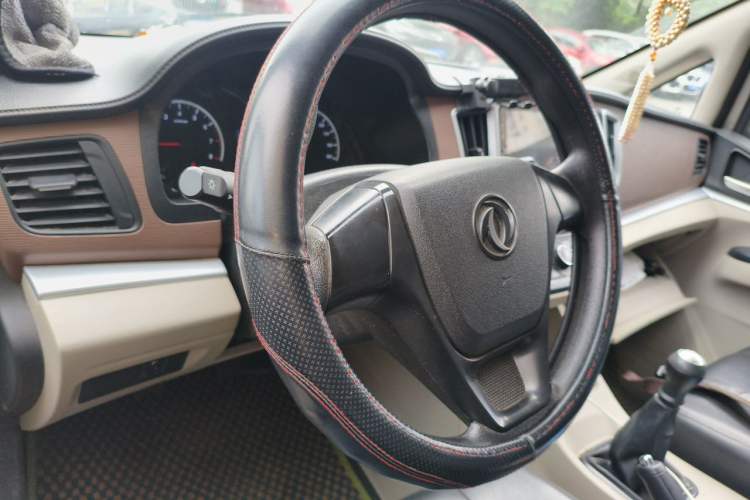 Used FORTHING Lingzhi 2020 M5L 1.6L Utility Model Steering Wheel