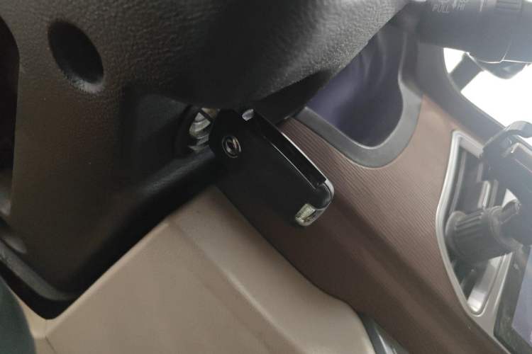 Used FORTHING Lingzhi 2020 M5 1.6L Practical Model Vehicle Key