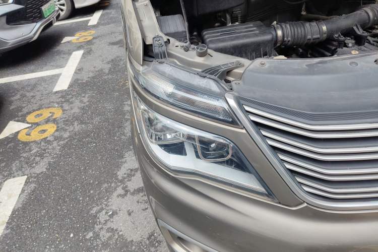 Used FORTHING Lingzhi 2020 M5 1.6L Practical Model Right Front Headlight