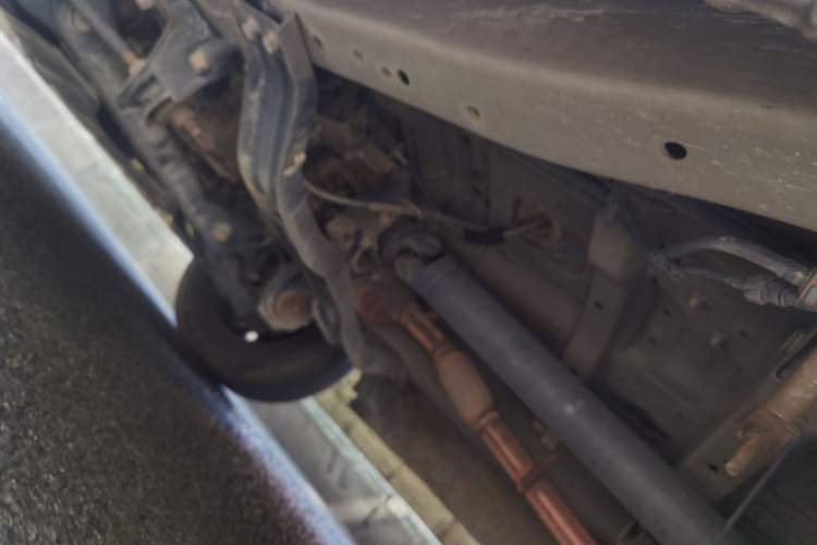 Used FORTHING Lingzhi 2020 M5 1.6L Practical Model Chassis Front Left