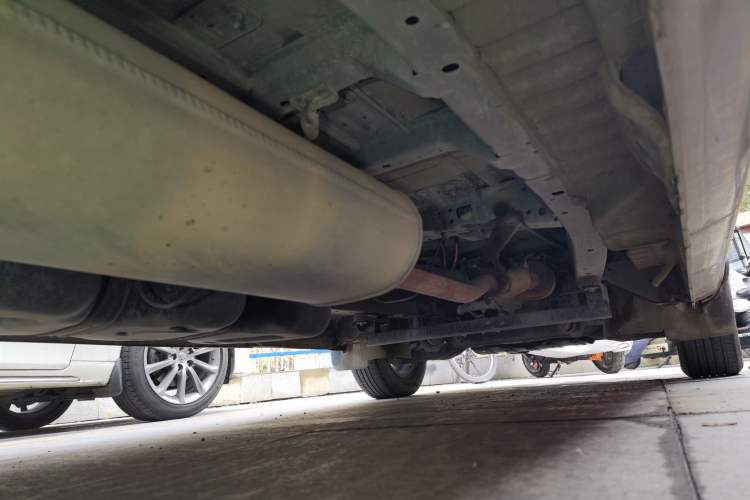 Used FORTHING Lingzhi 2020 M5L 2.0L Luxury 7-Seater Chassis Rear Right