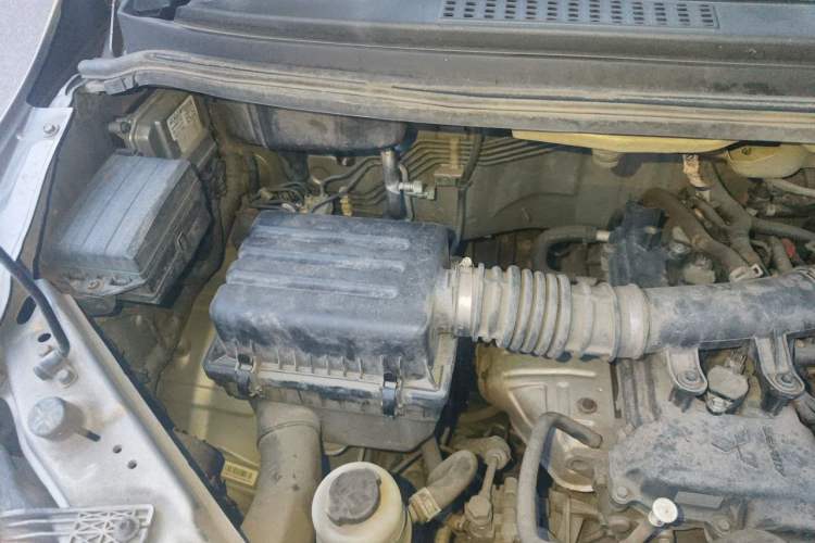 Used FORTHING Lingzhi 2020 M5 1.6L Practical Model Engine Bay Right