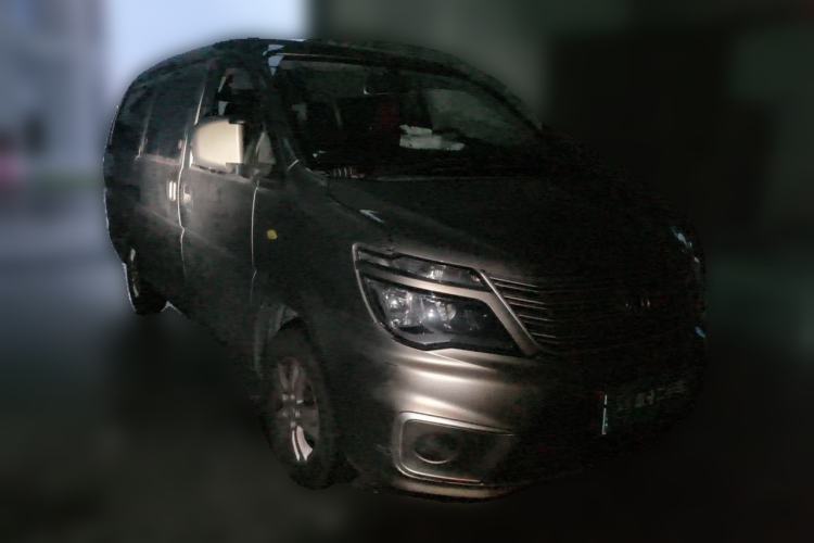 Used FORTHING Lingzhi 2020 M5L 1.6L Utility Model Front Right 45 Deg