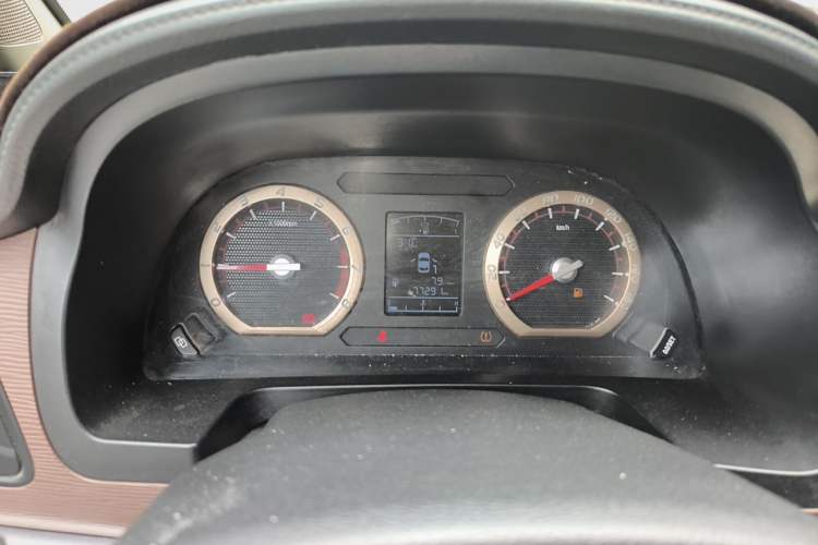 Used FORTHING Lingzhi 2020 M5L 1.6L Base Model 7 Seats Instrument Cluster