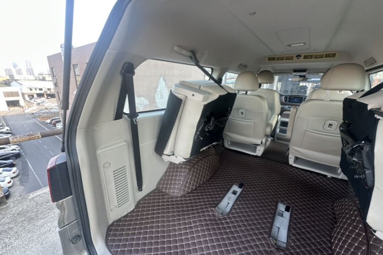 Used FORTHING Lingzhi 2020 M5L 1.6L Luxury 7-Seater Interior 6