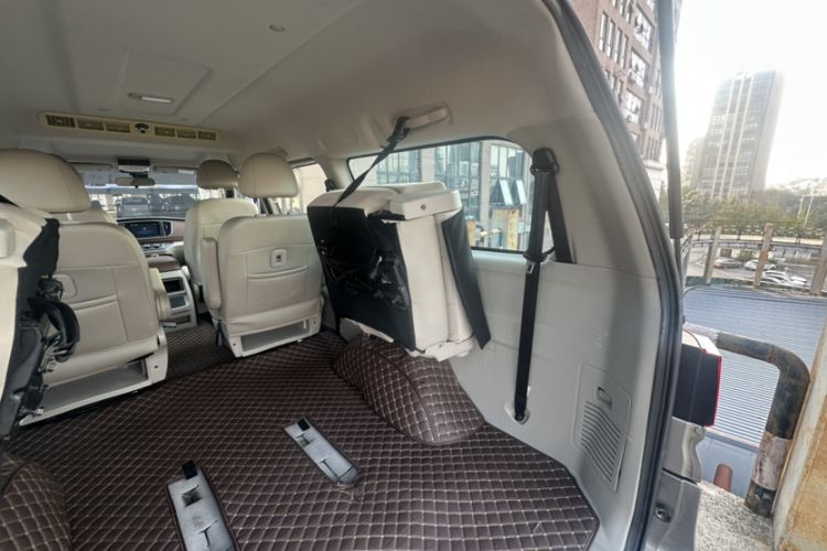 Used FORTHING Lingzhi 2020 M5L 1.6L Luxury 7-Seater Interior 8
