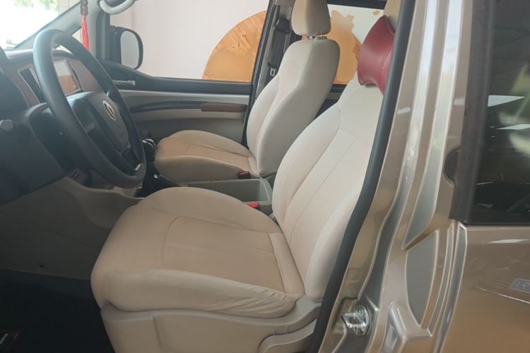 Used FORTHING Lingzhi 2020 M5L 1.6L Base Model 7 Seats Left Front Seat