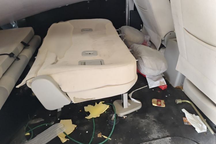 Used FORTHING Lingzhi 2020 M5L 1.6L Utility Model Left Rear Seat