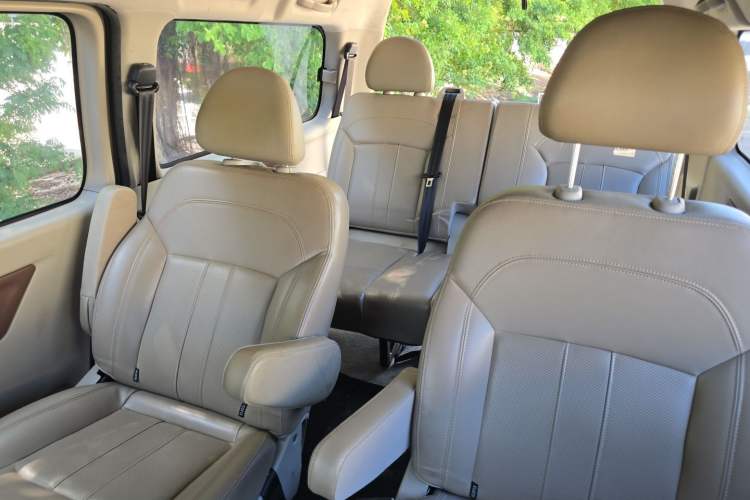 Used FORTHING Lingzhi 2020 M5 1.6L Luxury 7-Seater Left Rear Seat