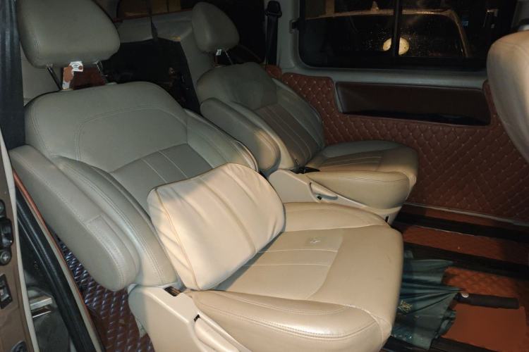 Used FORTHING Lingzhi 2020 M5L 1.6L Luxury 7-Seater Left Rear Seat