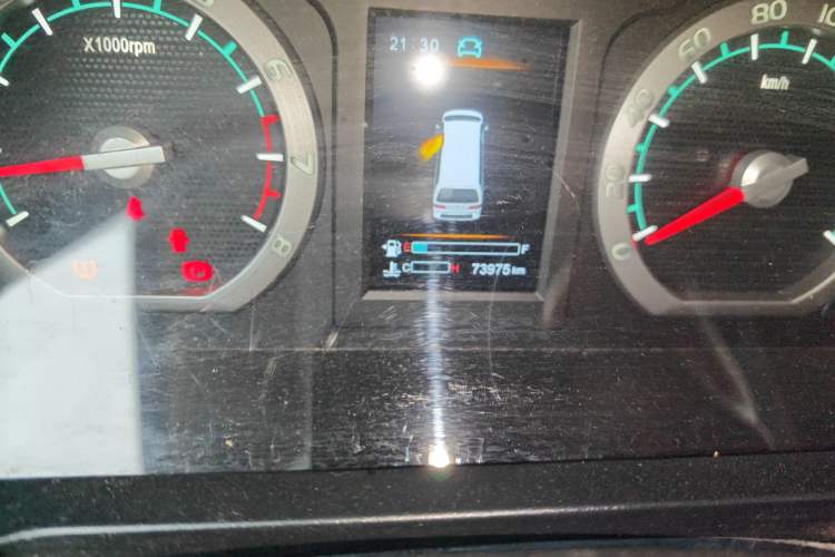 Used FORTHING Lingzhi 2020 M5L 1.6L Comfort Edition 7-Seater Odometer Close Up