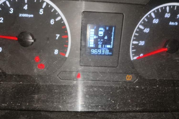 Used FORTHING Lingzhi 2020 M5L 1.6L Utility Model Odometer Close Up