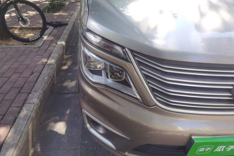 Used FORTHING Lingzhi 2020 M5 1.6L Practical Model Right Front Headlight