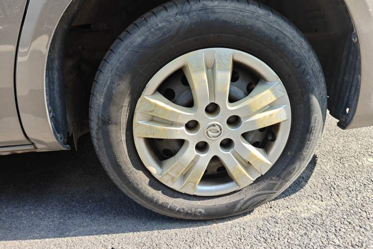 Used FORTHING Lingzhi 2020 M5L 1.6L Base Model 7 Seats Right Front Wheel Hub