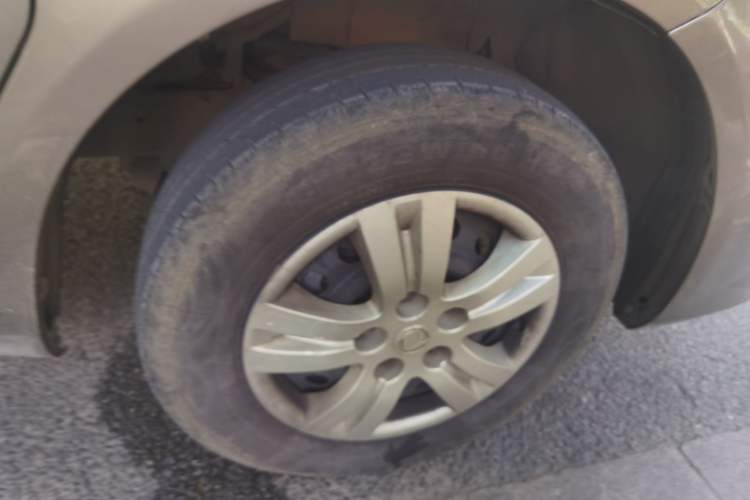 Used FORTHING Lingzhi 2020 M5 1.6L Practical Model Right Front Wheel Hub