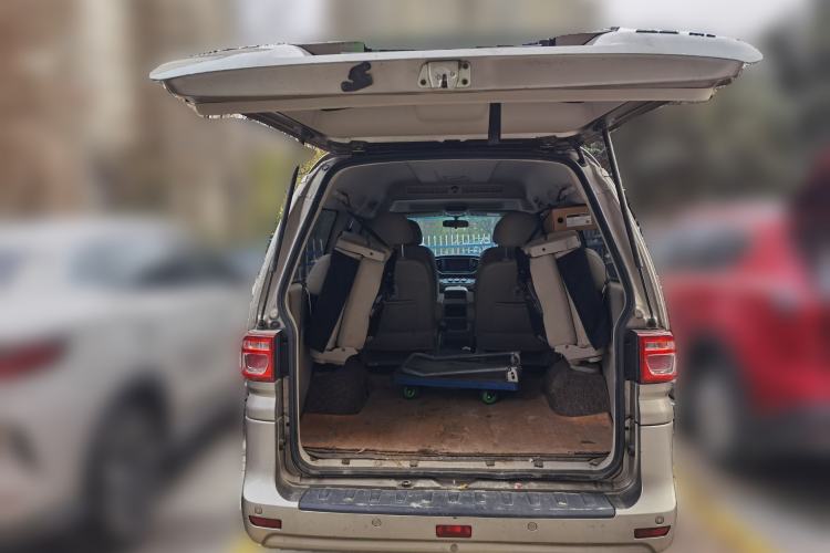 Used FORTHING Lingzhi 2020 M5L 2.0L Luxury 7-Seater Trunk