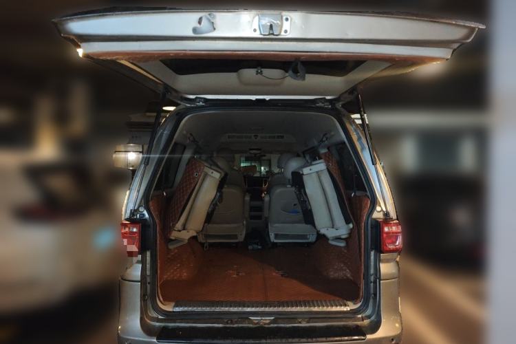 Used FORTHING Lingzhi 2020 M5L 1.6L Luxury 7-Seater Trunk