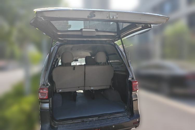 Used FORTHING Lingzhi 2020 M5L 1.6L Base Model 7 Seats Trunk