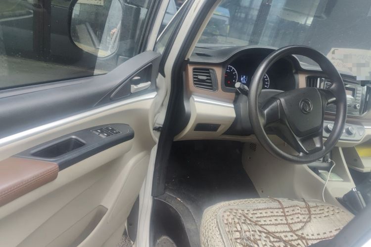 Used FORTHING Lingzhi 2020 M5L 1.6L Utility Model Driver Seat