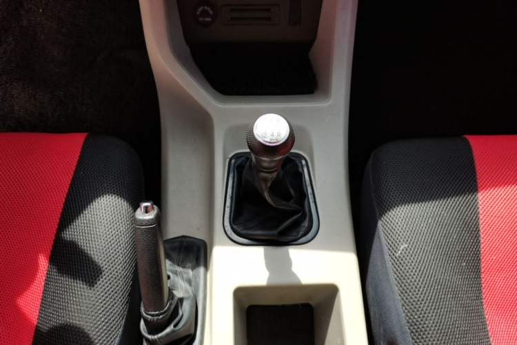 Used FORTHING Lingzhi 2020 M5L 1.6L Utility Model Gear Lever
