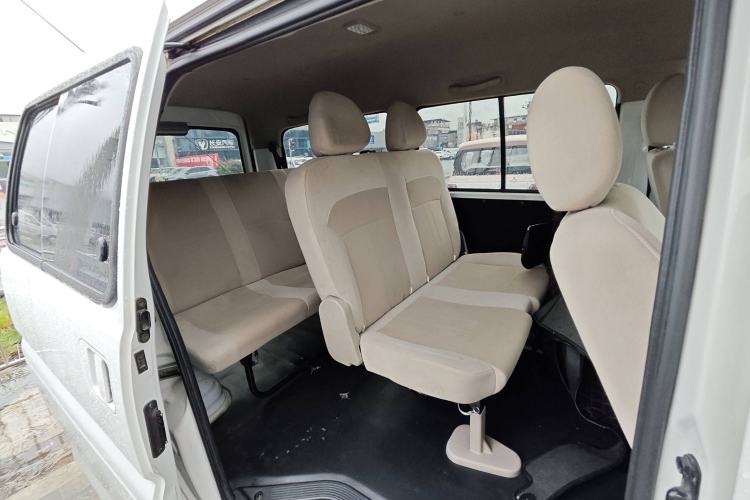 Used FORTHING Lingzhi 2020 M5L 1.6L Utility Model Interior 9