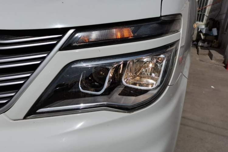 Used FORTHING Lingzhi 2020 M5L 1.6L Utility Model Left Front Headlight