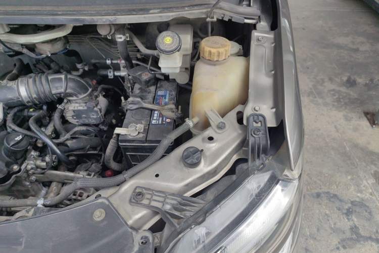 Used FORTHING Lingzhi 2020 M5L 1.6L Utility Model Engine Bay Left