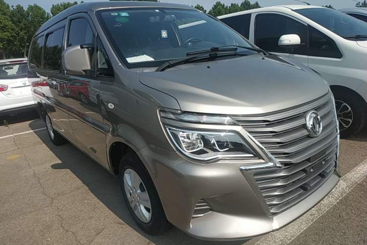 Used FORTHING Lingzhi 2020 M5L 1.6L Base Model 9 Seats Front Right 45 Deg